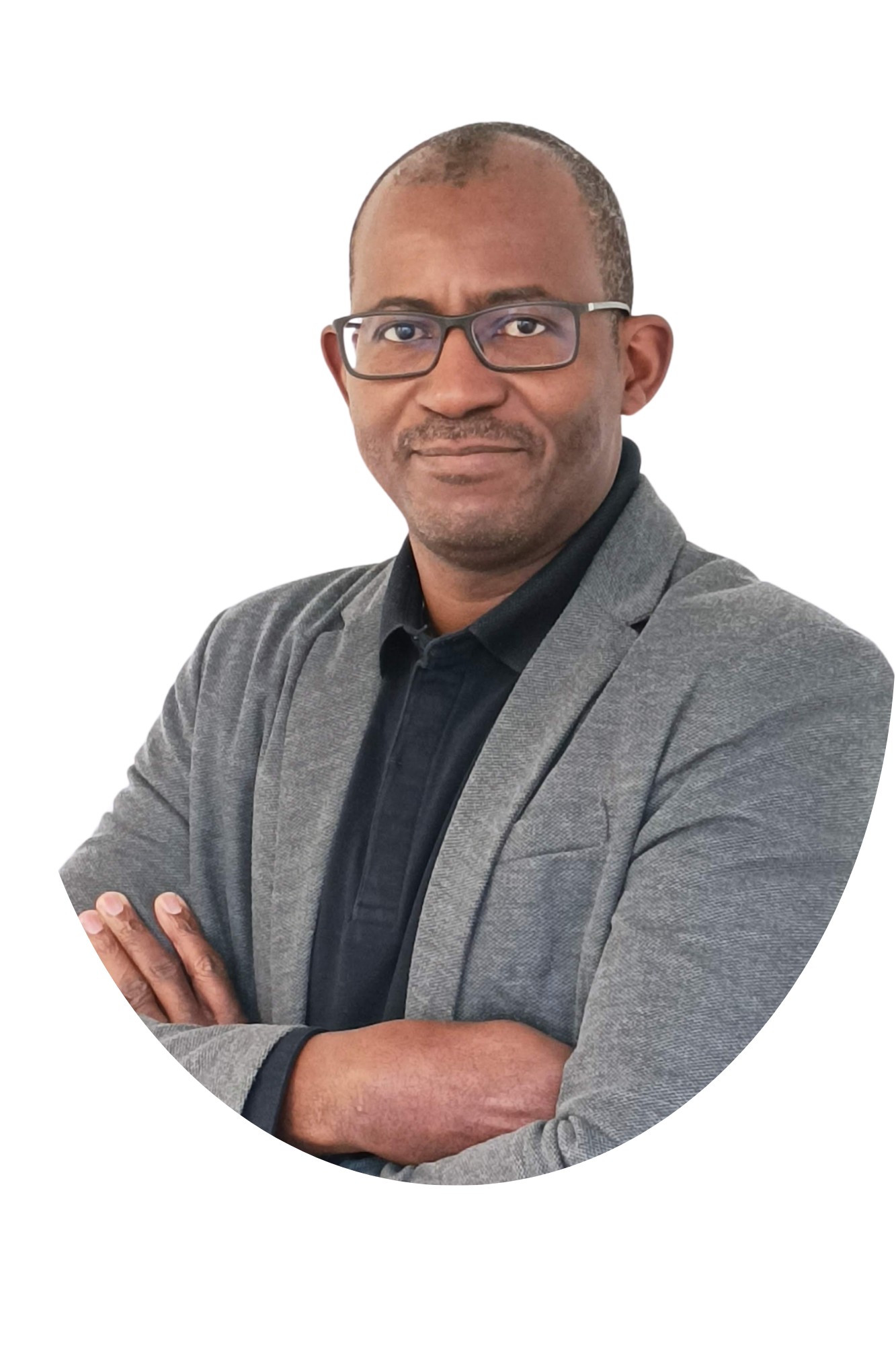 Portrait de Medy, conseiller référent Proactifs Conseils Patrimoine